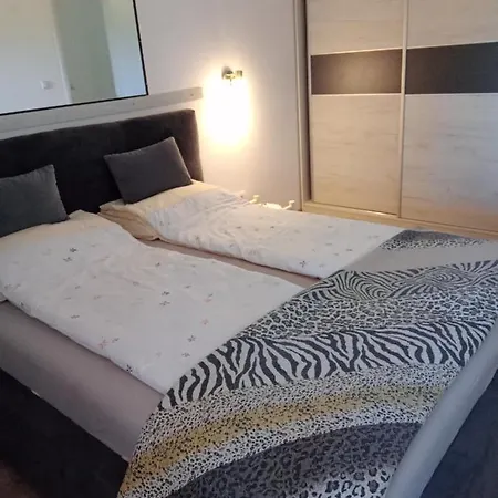 Ispod Duge Lana Apartment